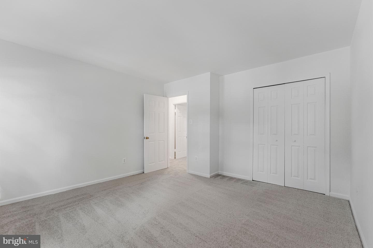 4300 Tartan Oak Court photo 25