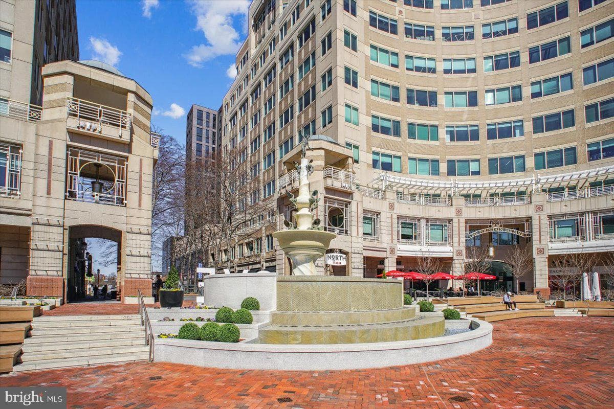 12000 Market Street #286 photo 36