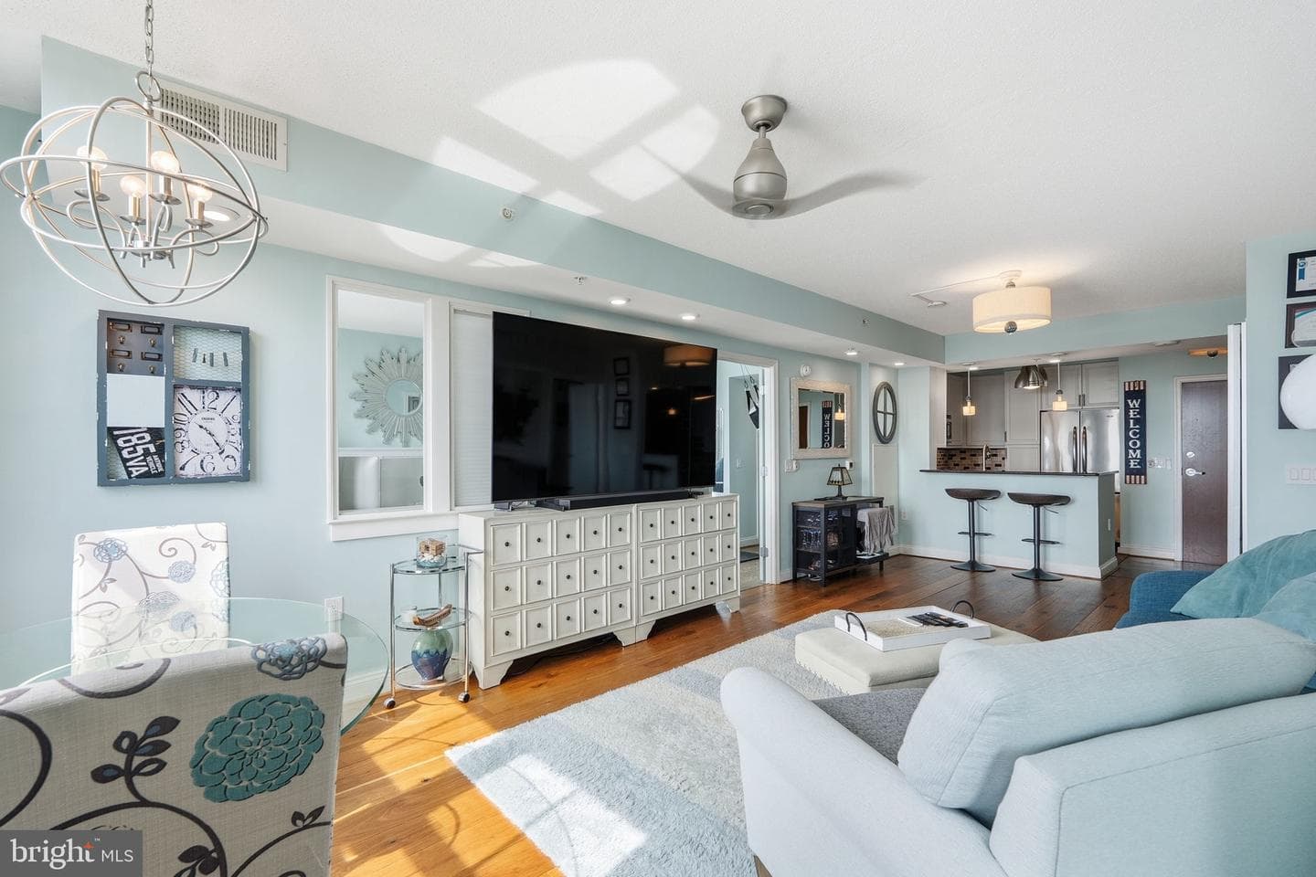 11760 Sunrise Valley Drive #815 photo 6