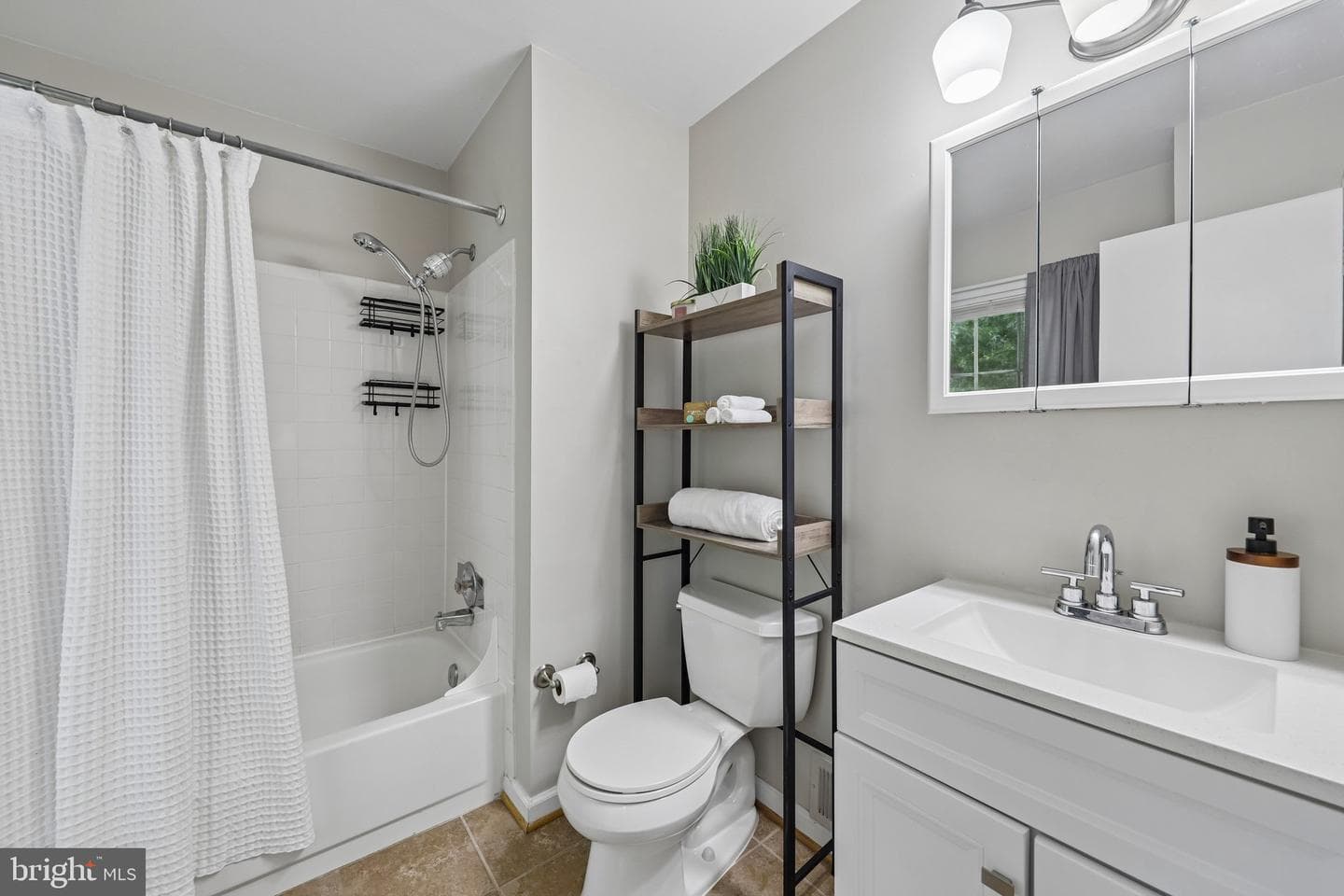 8561 Dellway Lane photo 24