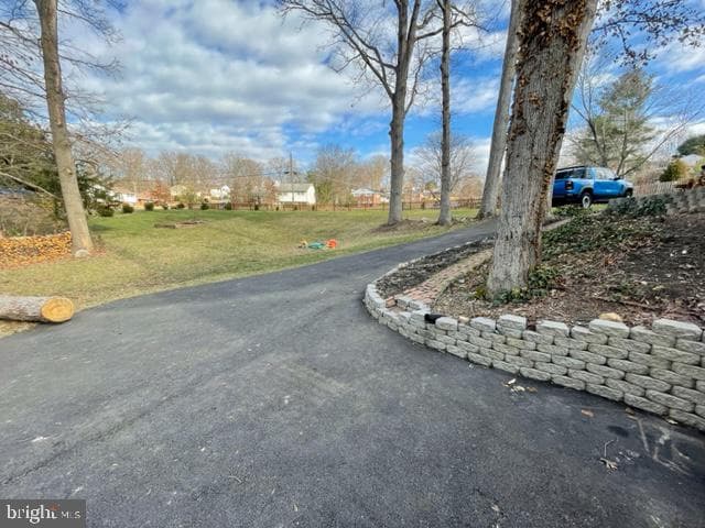 7635 Highland Street photo 40