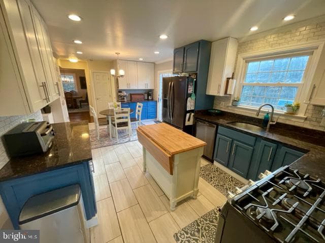 7635 Highland Street photo 6