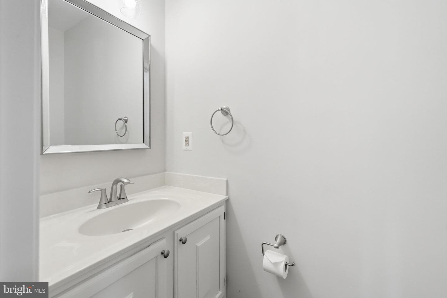 8627 Pin Oak Drive photo 10