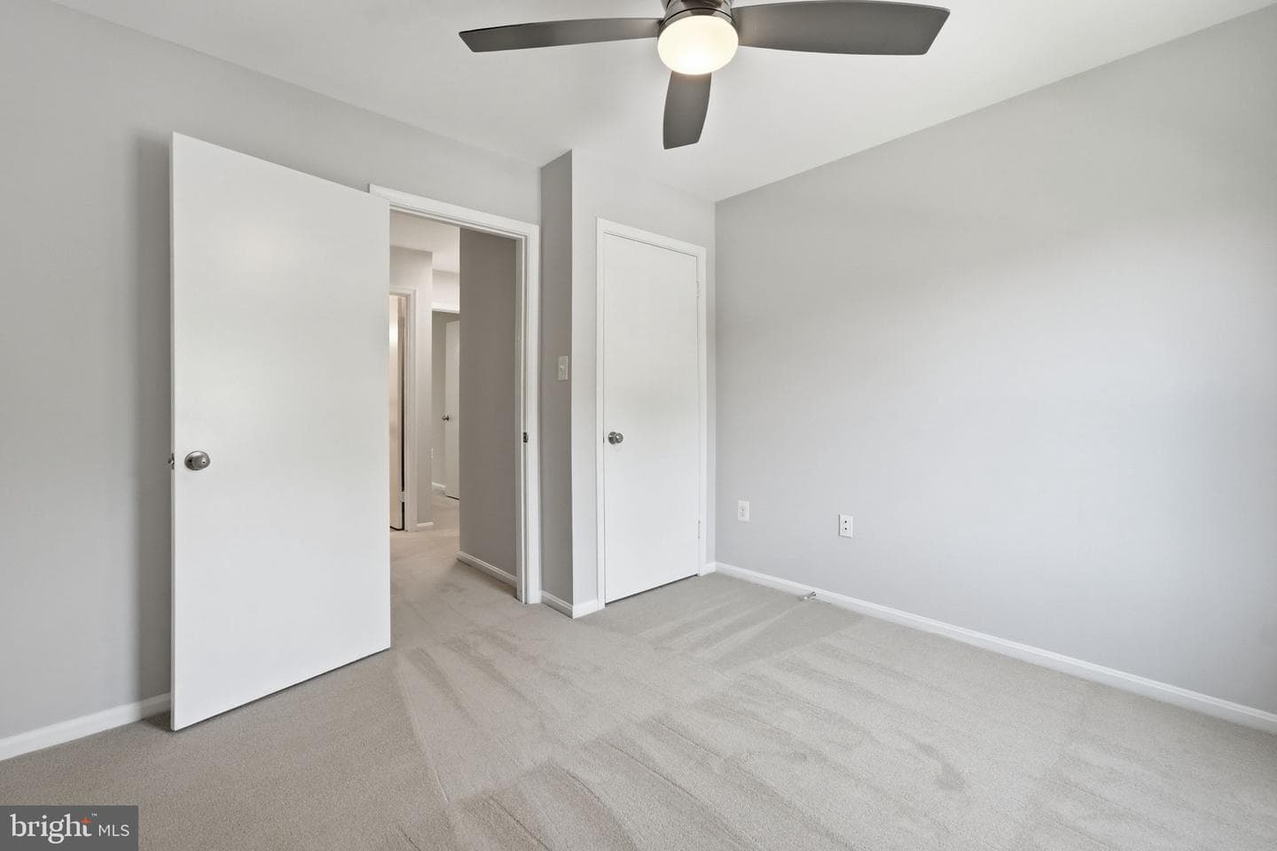 8627 Pin Oak Drive photo 37