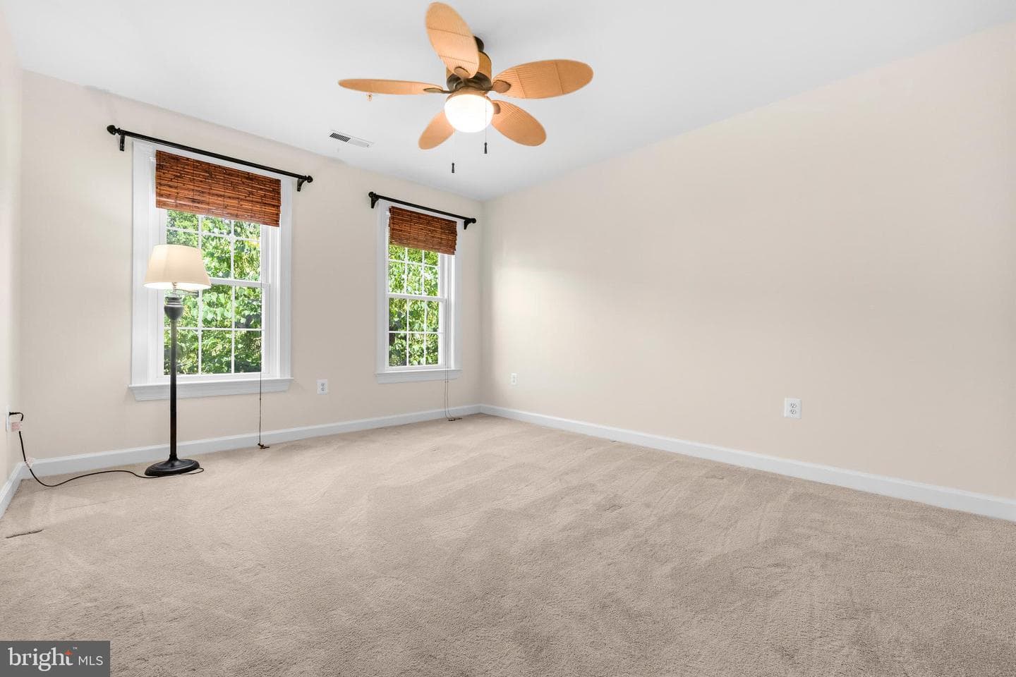 6914 Winter Lane photo 38