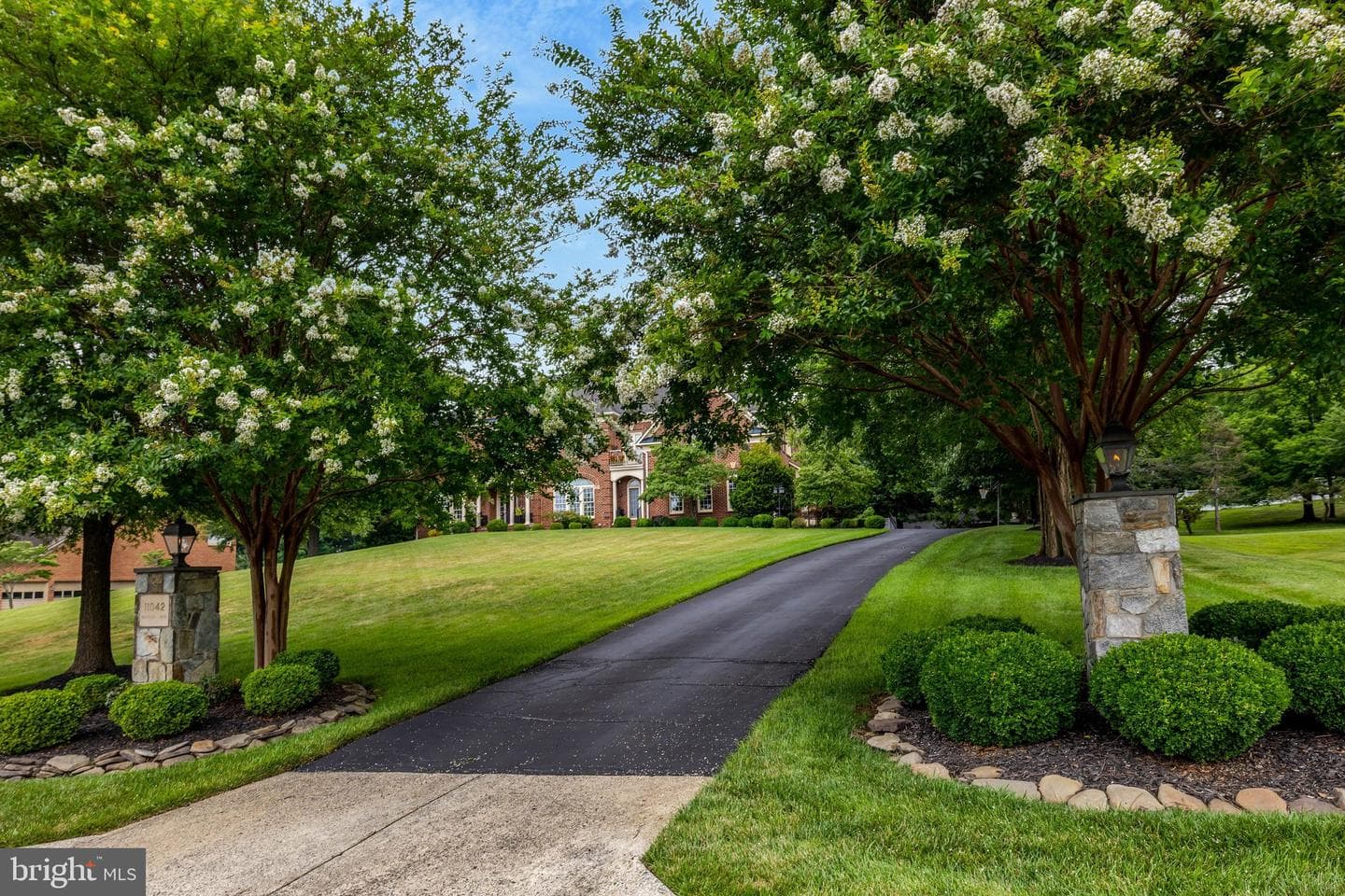 11042 Heathland Drive, Oakton