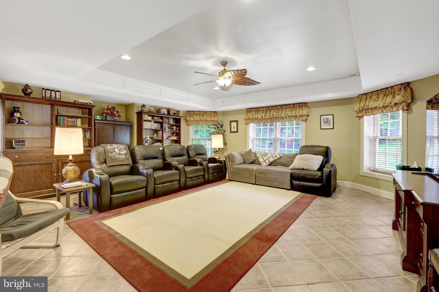 11042 Heathland Drive photo 91