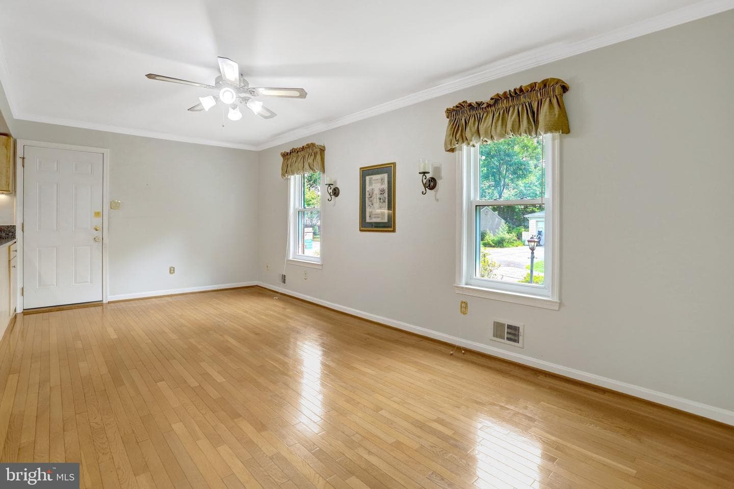 6104 Juneberry Court photo 14