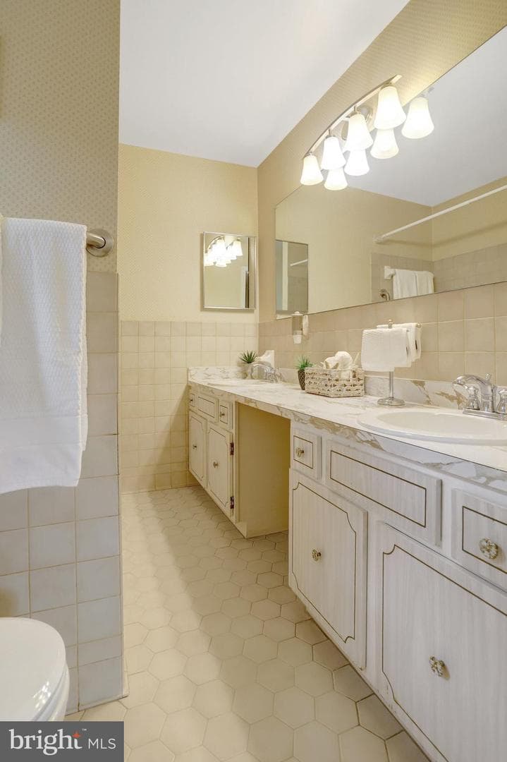 6104 Juneberry Court photo 47