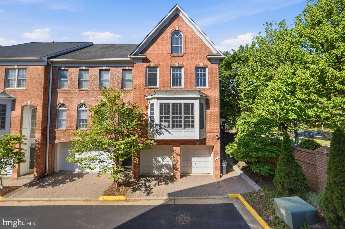 1320 Lessard Lane, Mclean