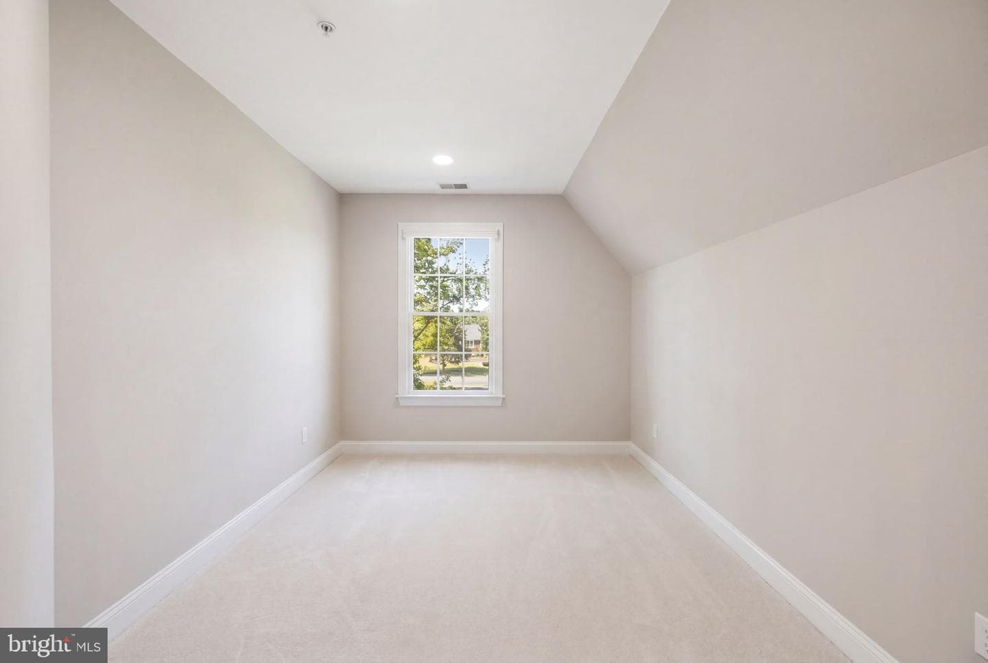 1320 Lessard Lane photo 32