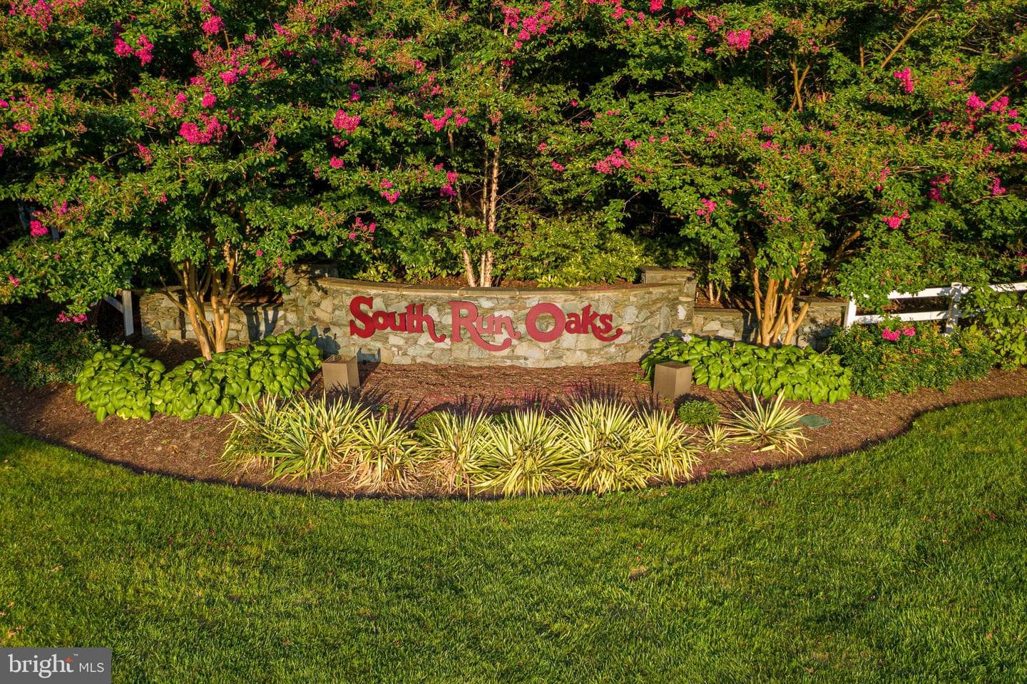 9525 Oak Stream Court photo 14