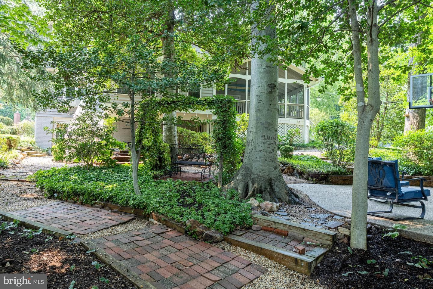 9525 Oak Stream Court photo 7