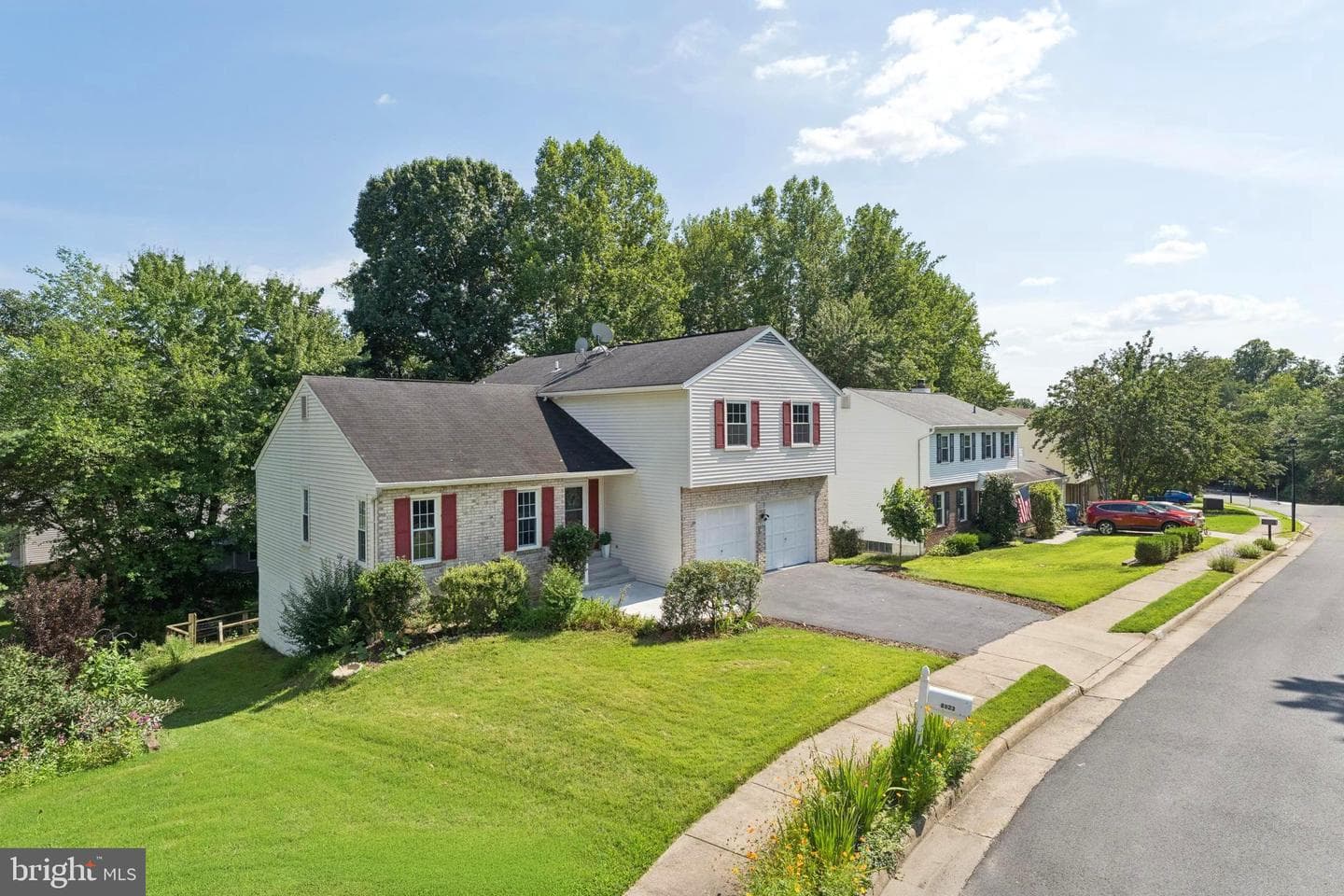 8523 Hooes Road photo 3