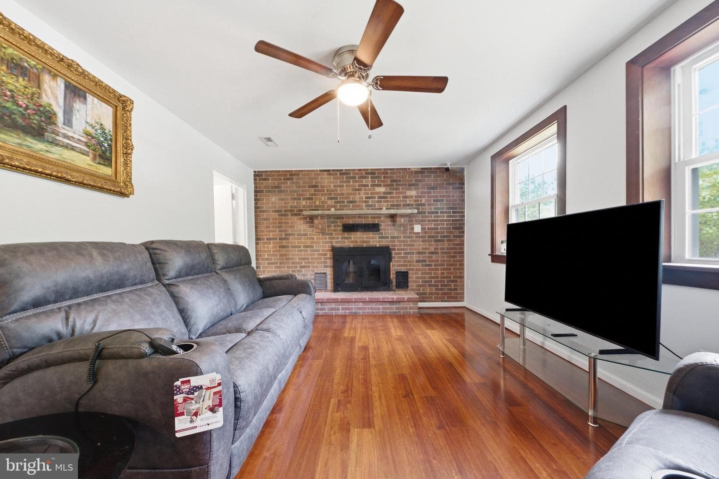 4529 Eaton Place photo 10