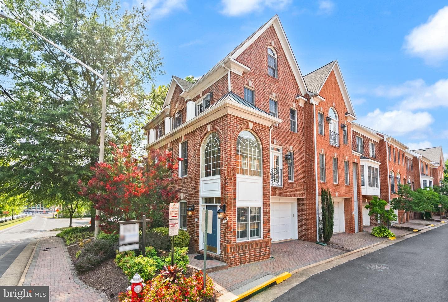 1334 Lessard Lane, Mclean