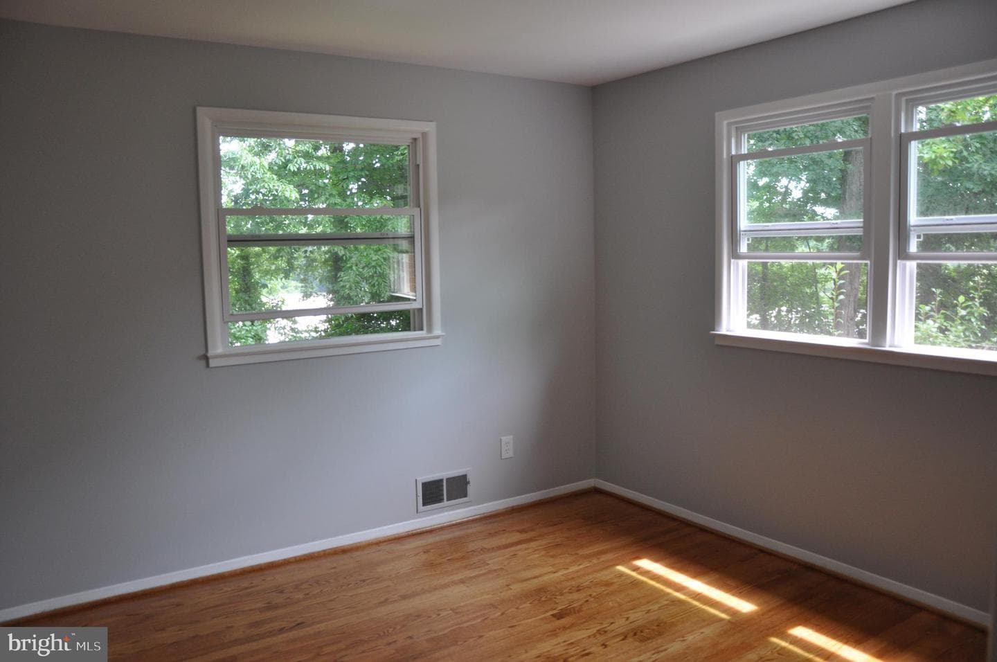 7914 Ellet Road photo 11