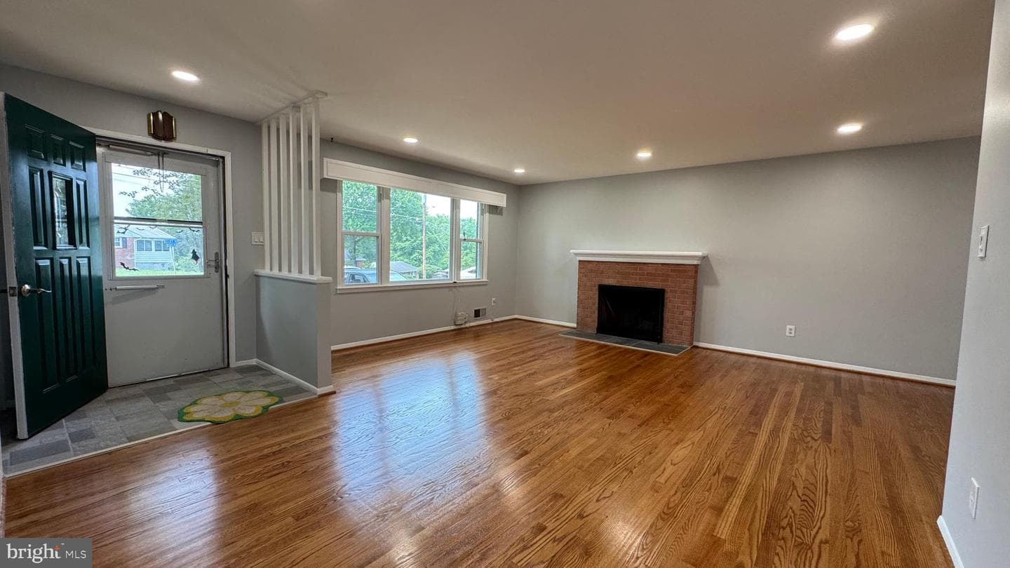 7914 Ellet Road photo 4