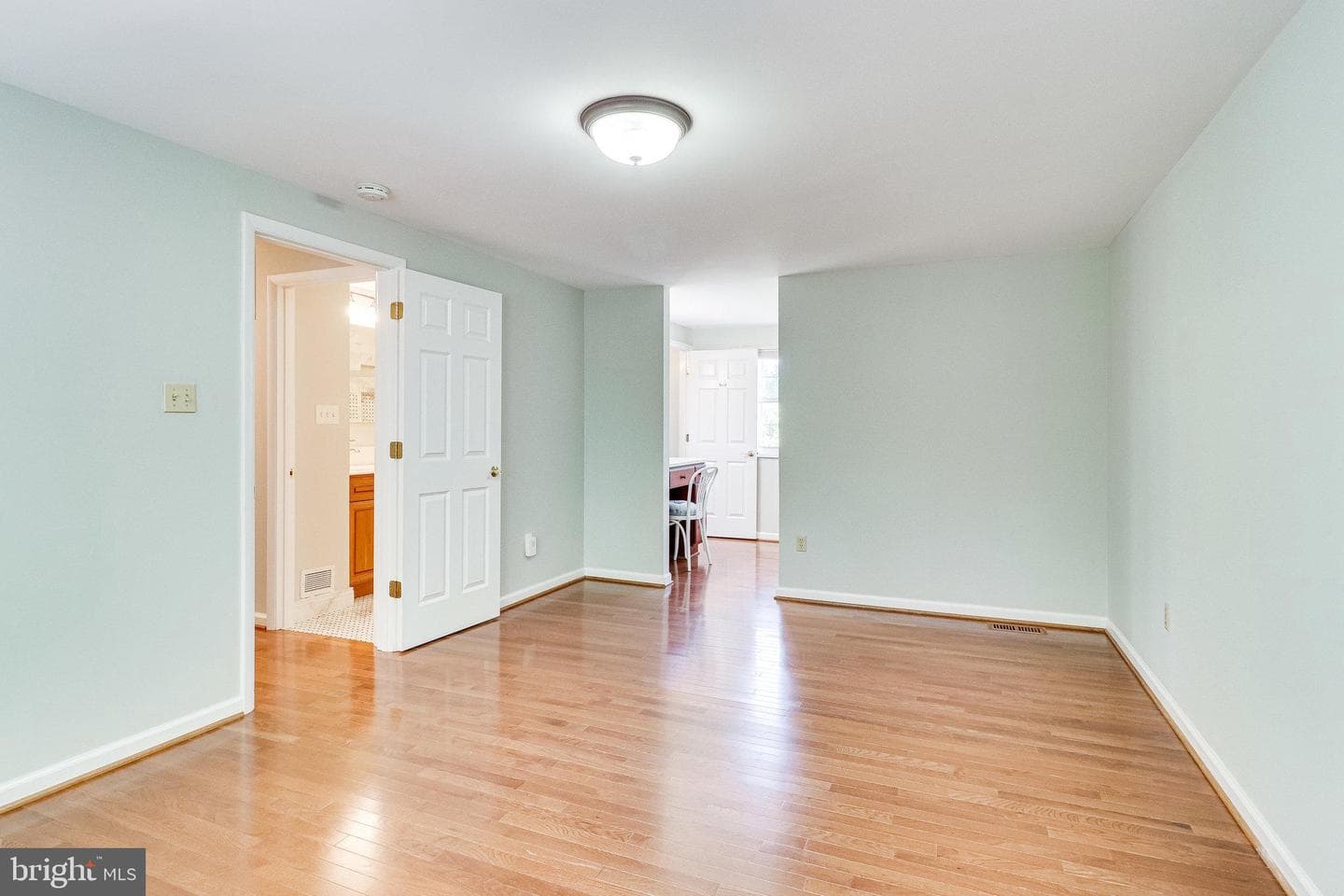 10507 Cavalcade Street photo 45