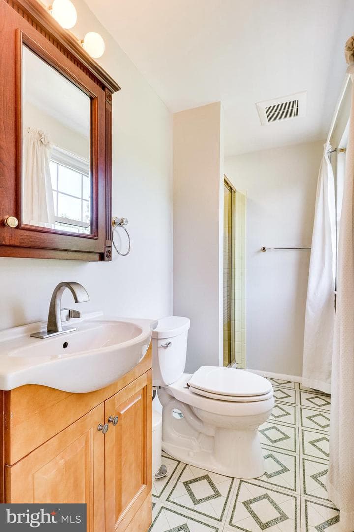 10507 Cavalcade Street photo 53