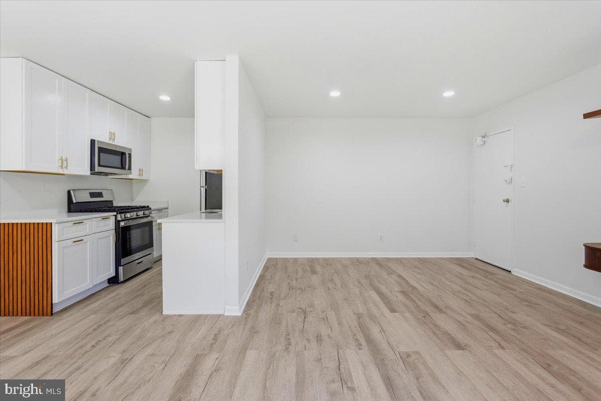 4941 Americana Drive #109 photo 8