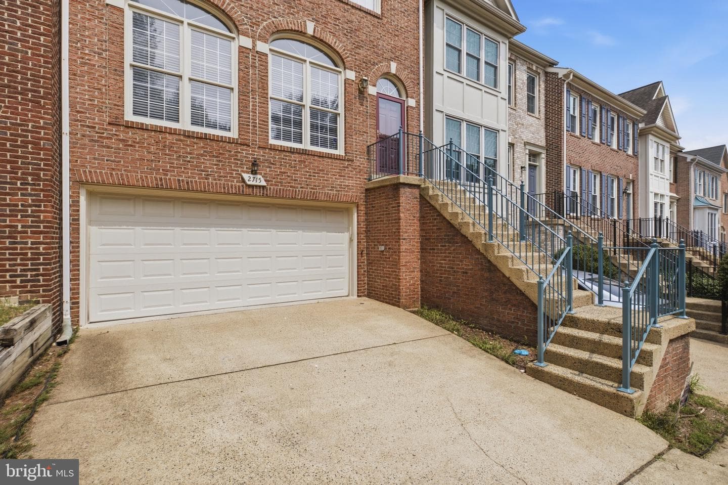 2715 Pembsly Drive photo 3