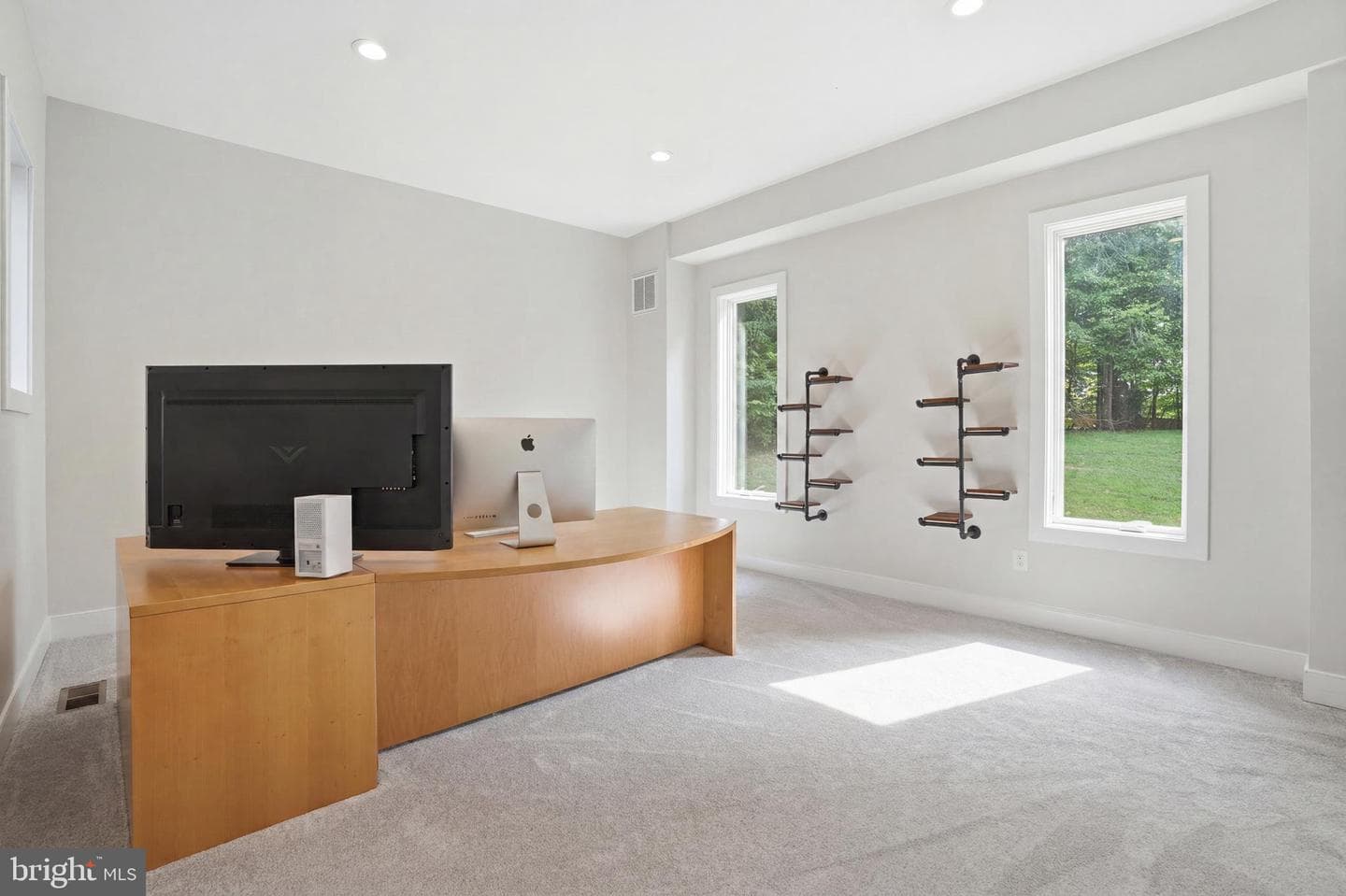 1127 Walker Road photo 22