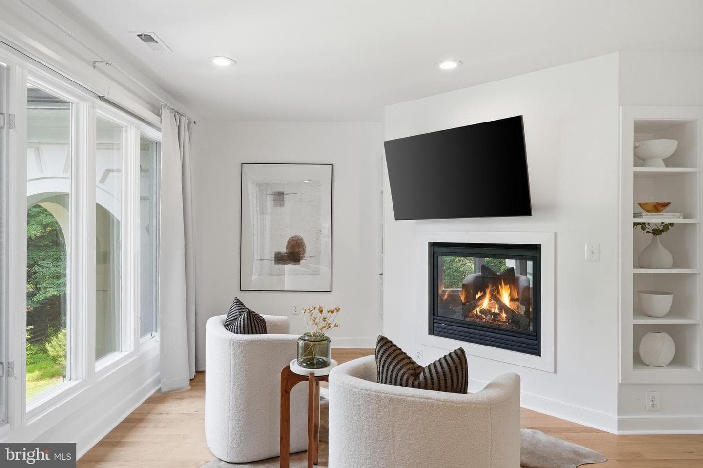 1127 Walker Road photo 33