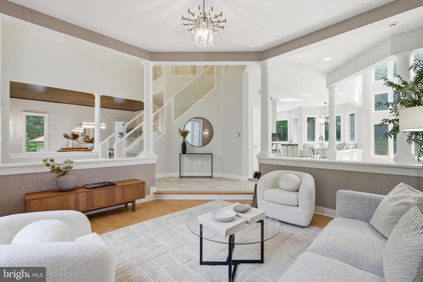 1127 Walker Road photo 4
