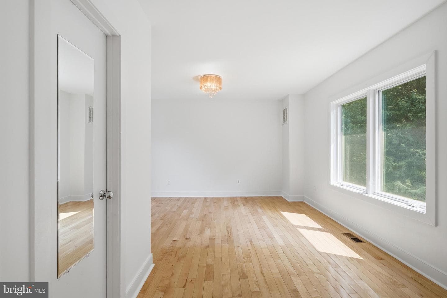 1127 Walker Road photo 43
