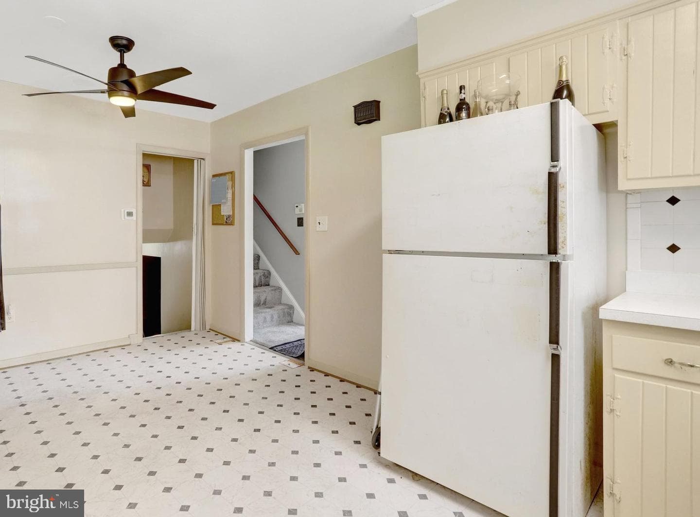 4904 Lawrence Street photo 13