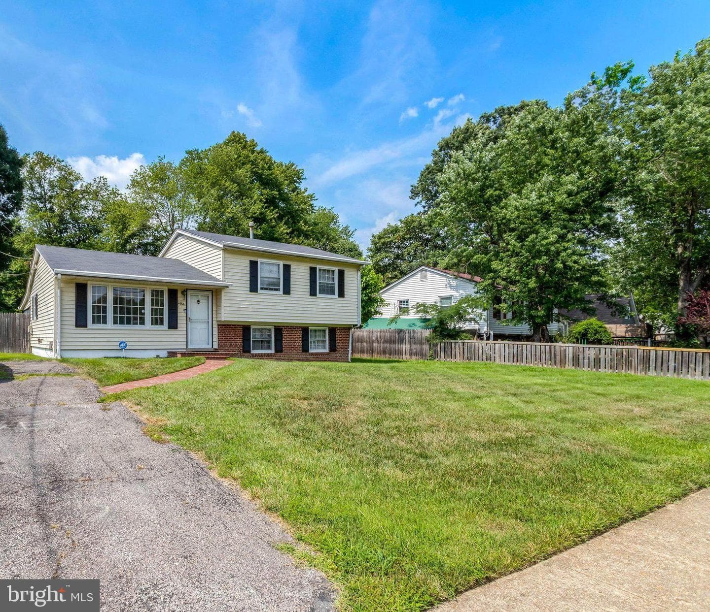 4904 Lawrence Street, Alexandria