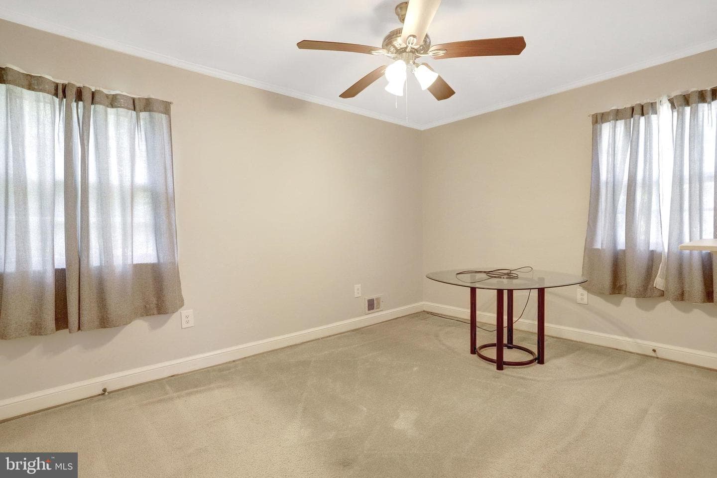 4904 Lawrence Street photo 26