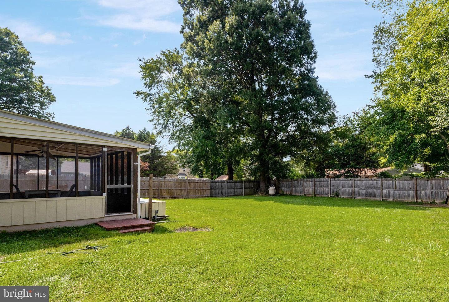 4904 Lawrence Street photo 49