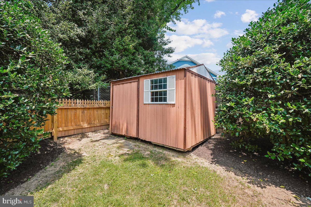 6322 Halsey Road photo 65