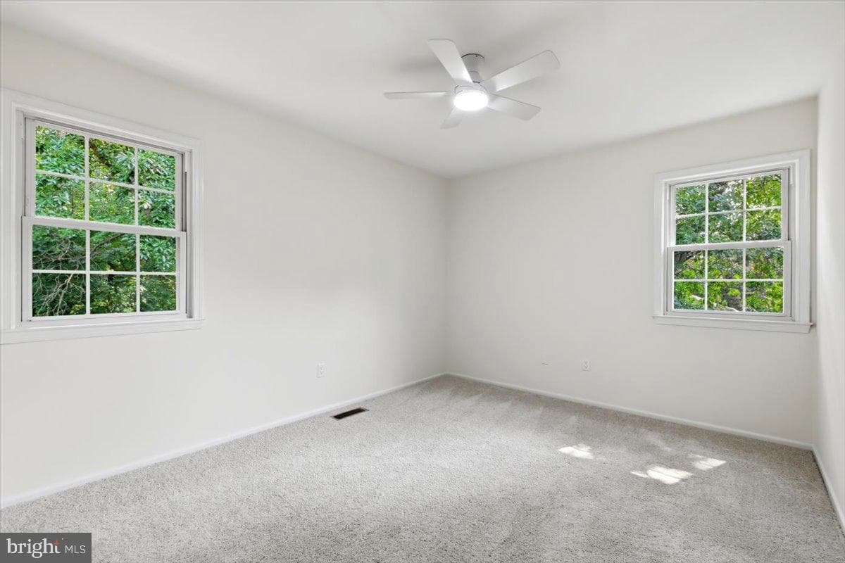 9615 Podium Drive photo 27