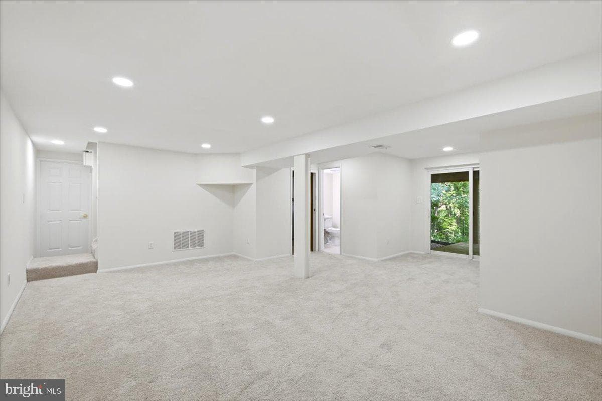 9615 Podium Drive photo 35