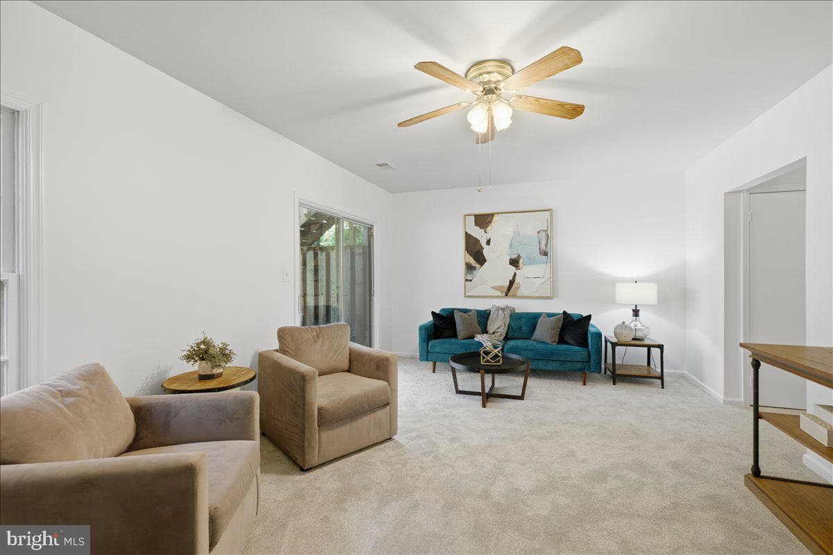 8902 Winding Hollow Way photo 24
