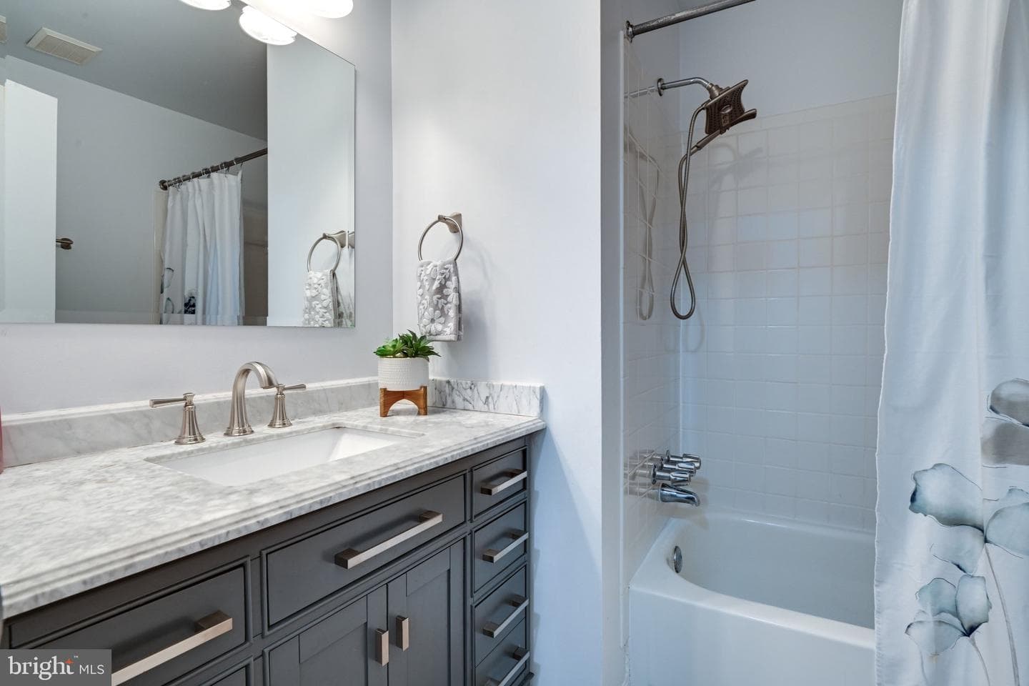 9664 Masterworks Drive photo 32