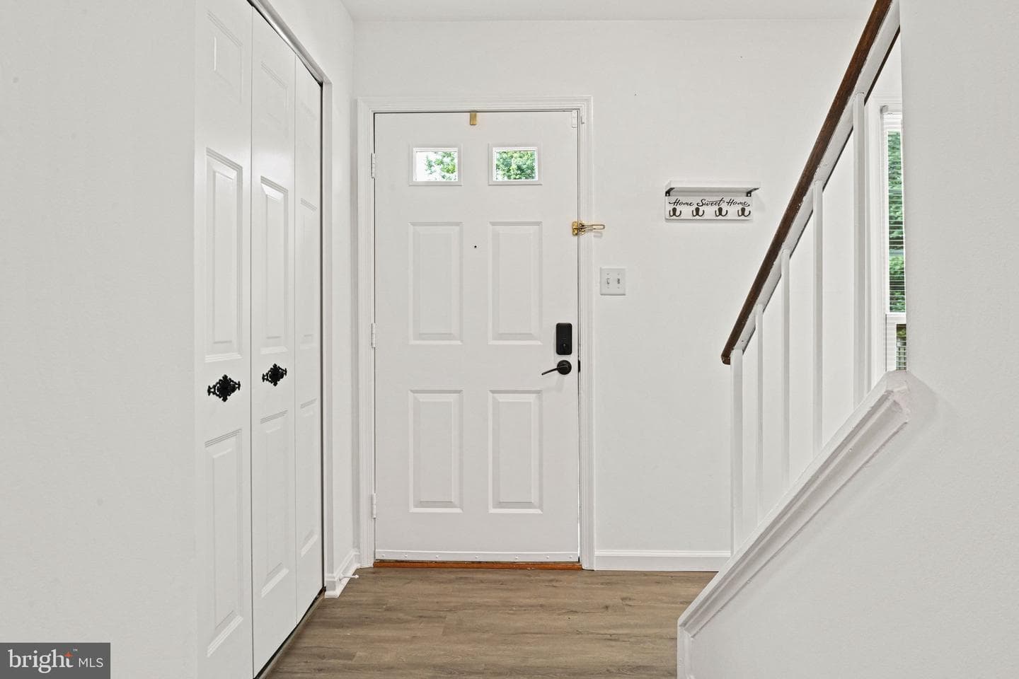 9664 Masterworks Drive photo 7