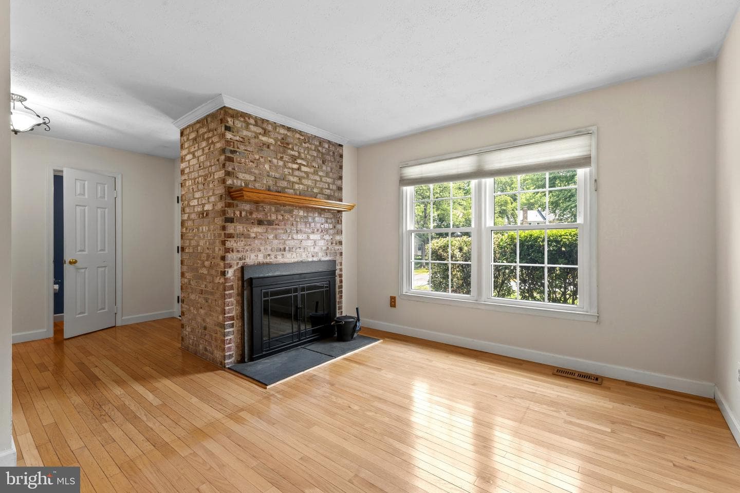 9619 Hillock Court photo 11