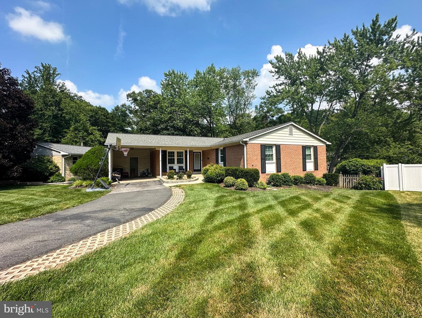 7409 Reservation Drive, Springfield