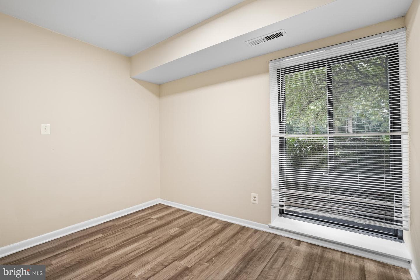 6141 Leesburg Pike #101 photo 26