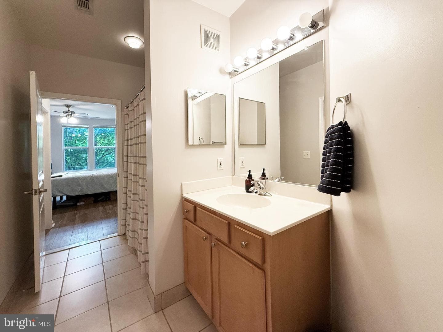 12000 Market Street #175 photo 12