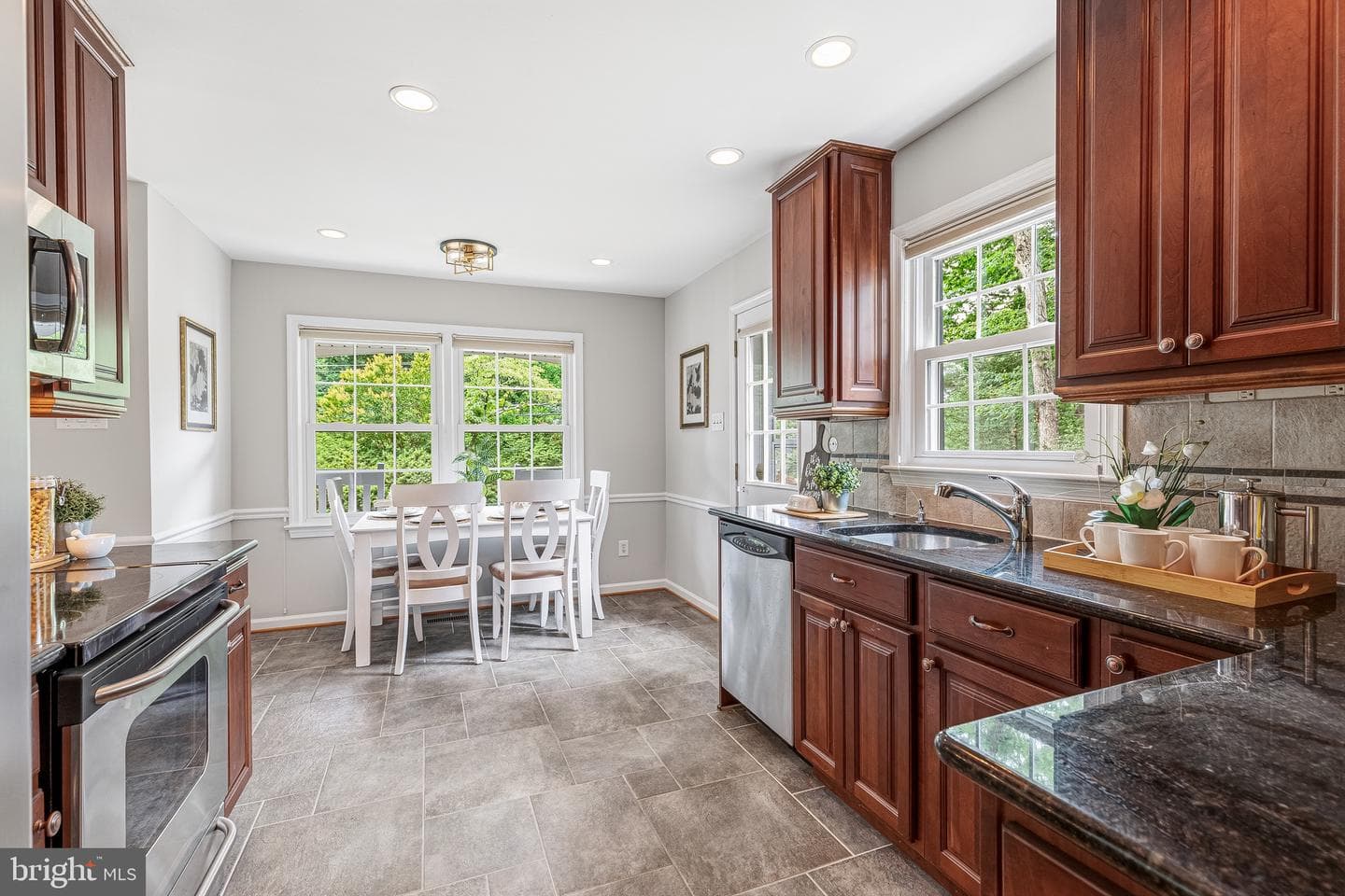 3824 King Arthur Road photo 11
