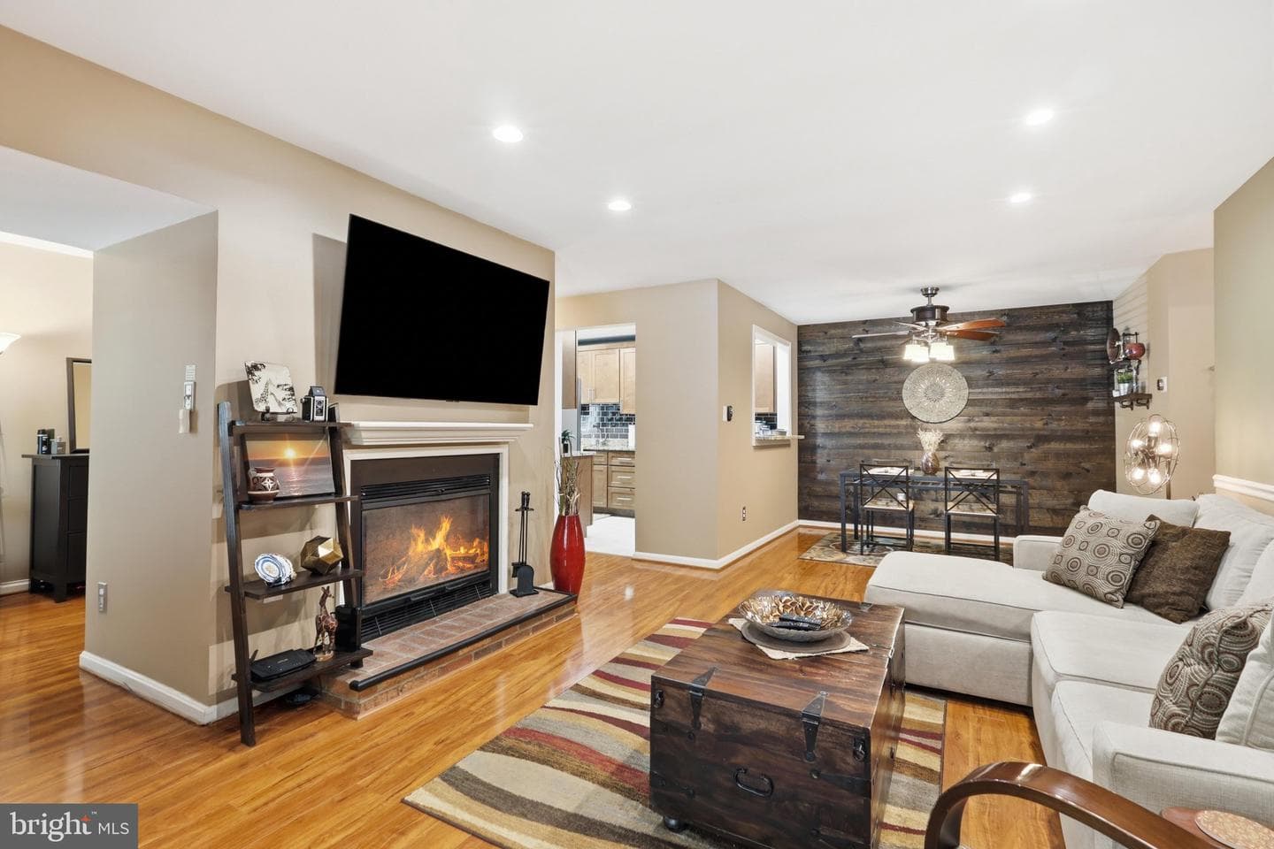 10010 Oakton Terrace Road #10010 photo 6