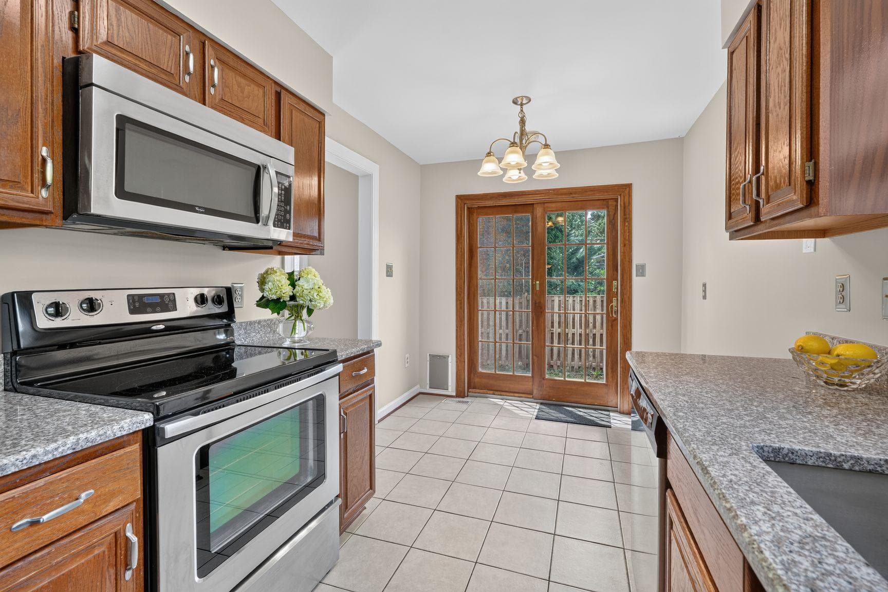 6050 Estates Drive photo 11