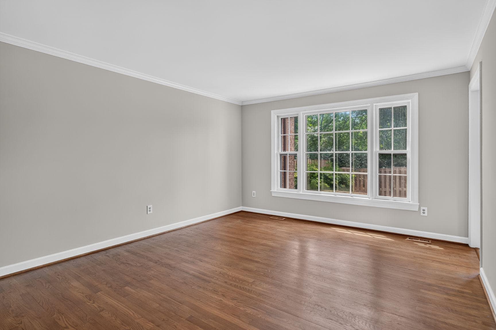 6050 Estates Drive photo 6