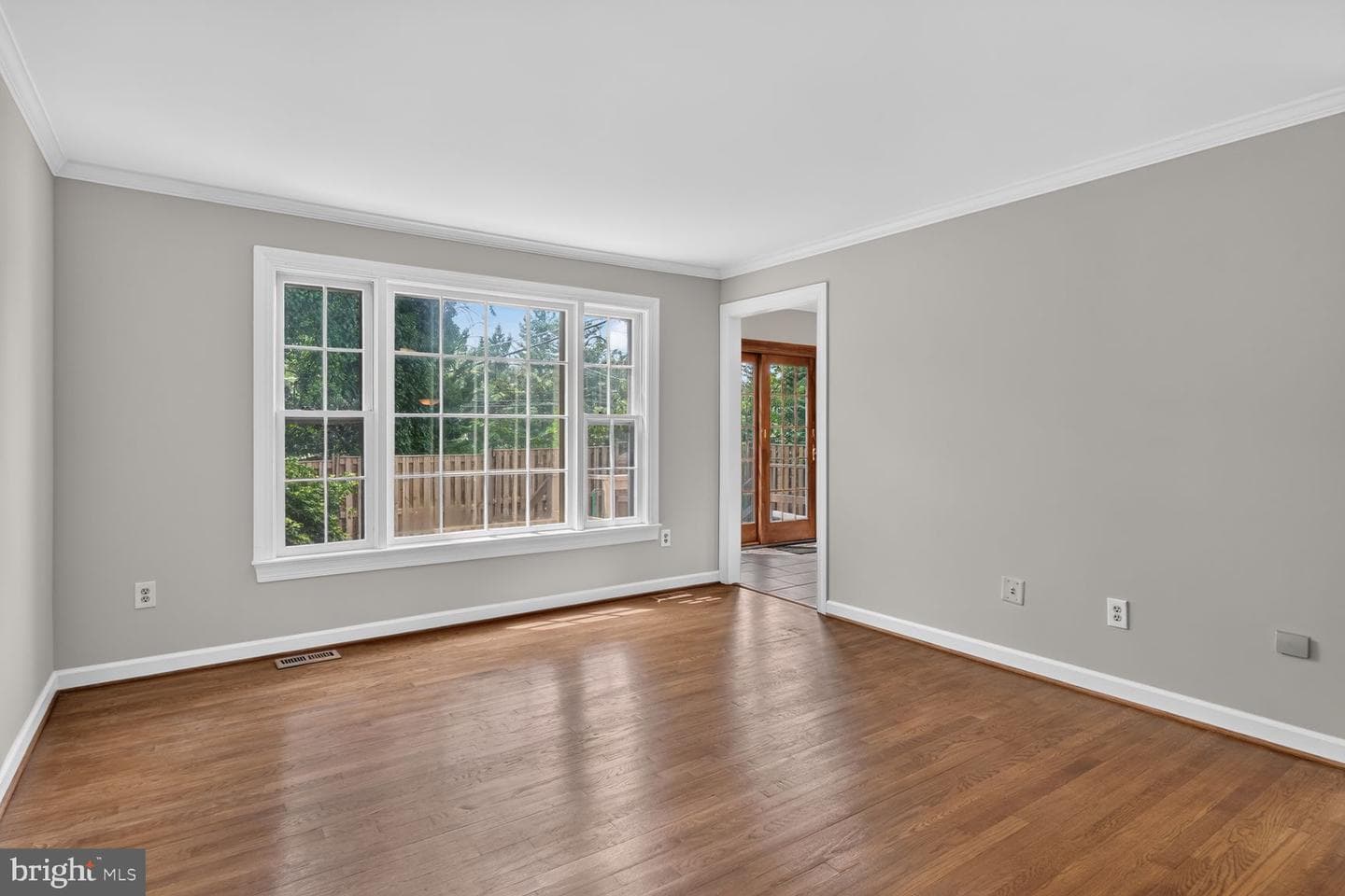 6050 Estates Drive photo 8
