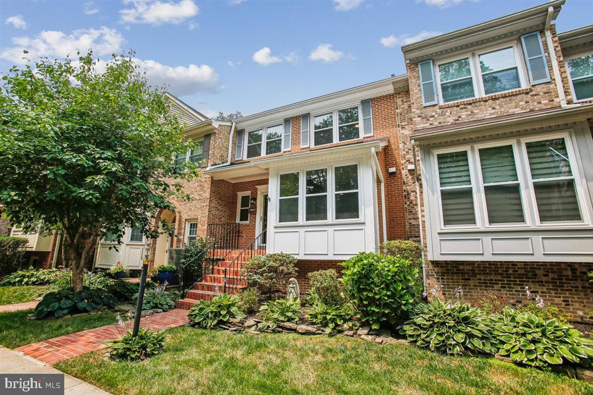 8044 Galla Knoll Circle, Springfield